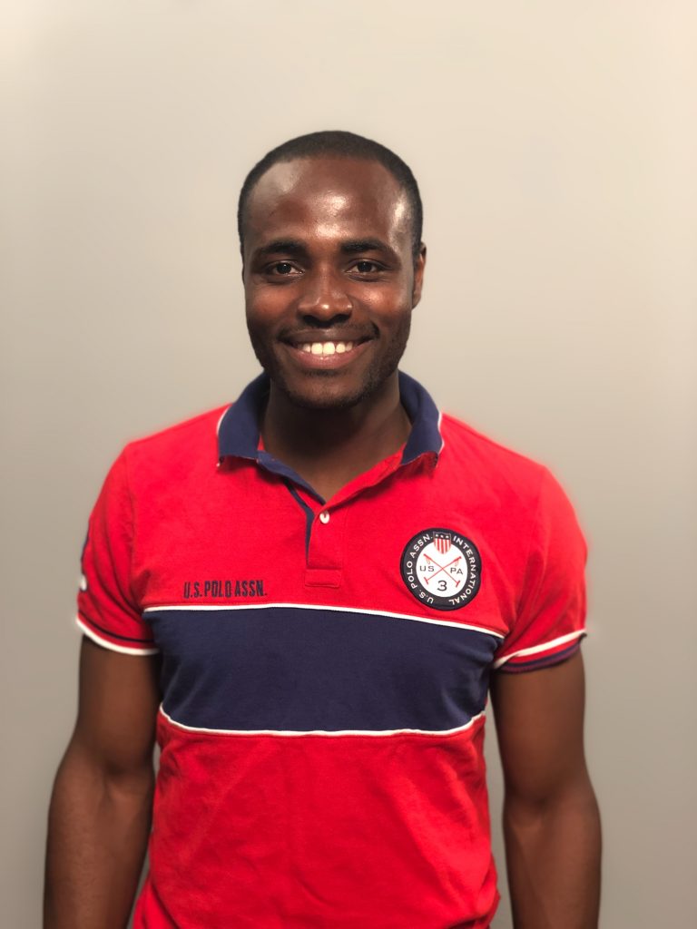 Yves Monsia, Auxiliar de Idioma- Frances yves@interweavesolutions.org